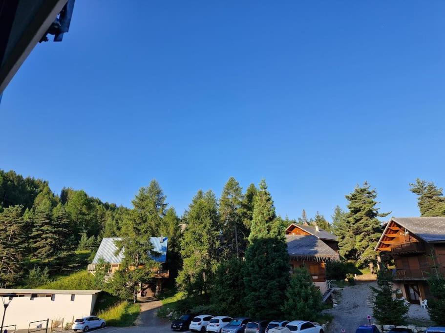 Appartement Au Pied Des Pistes La Joue du Loup Εξωτερικό φωτογραφία