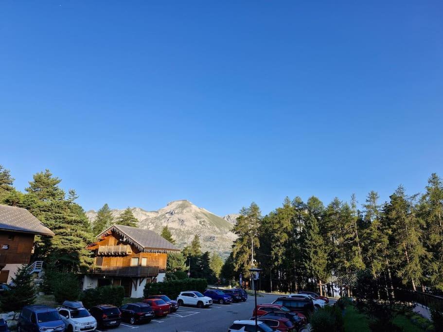 Appartement Au Pied Des Pistes La Joue du Loup Εξωτερικό φωτογραφία