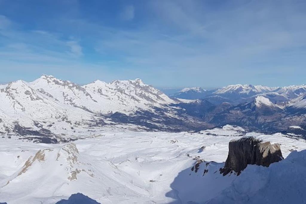 Appartement Au Pied Des Pistes La Joue du Loup Εξωτερικό φωτογραφία